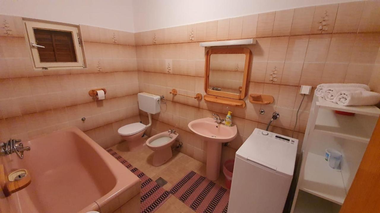 Apartment Majda Rab Town Ngoại thất bức ảnh